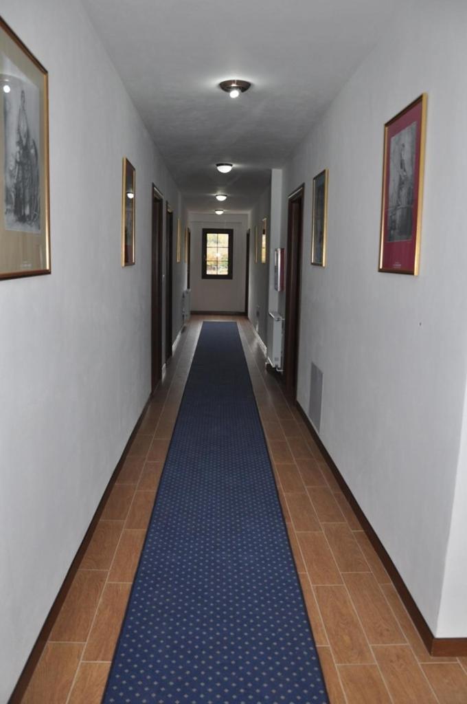 Hotel Marub Rubik Exterior foto